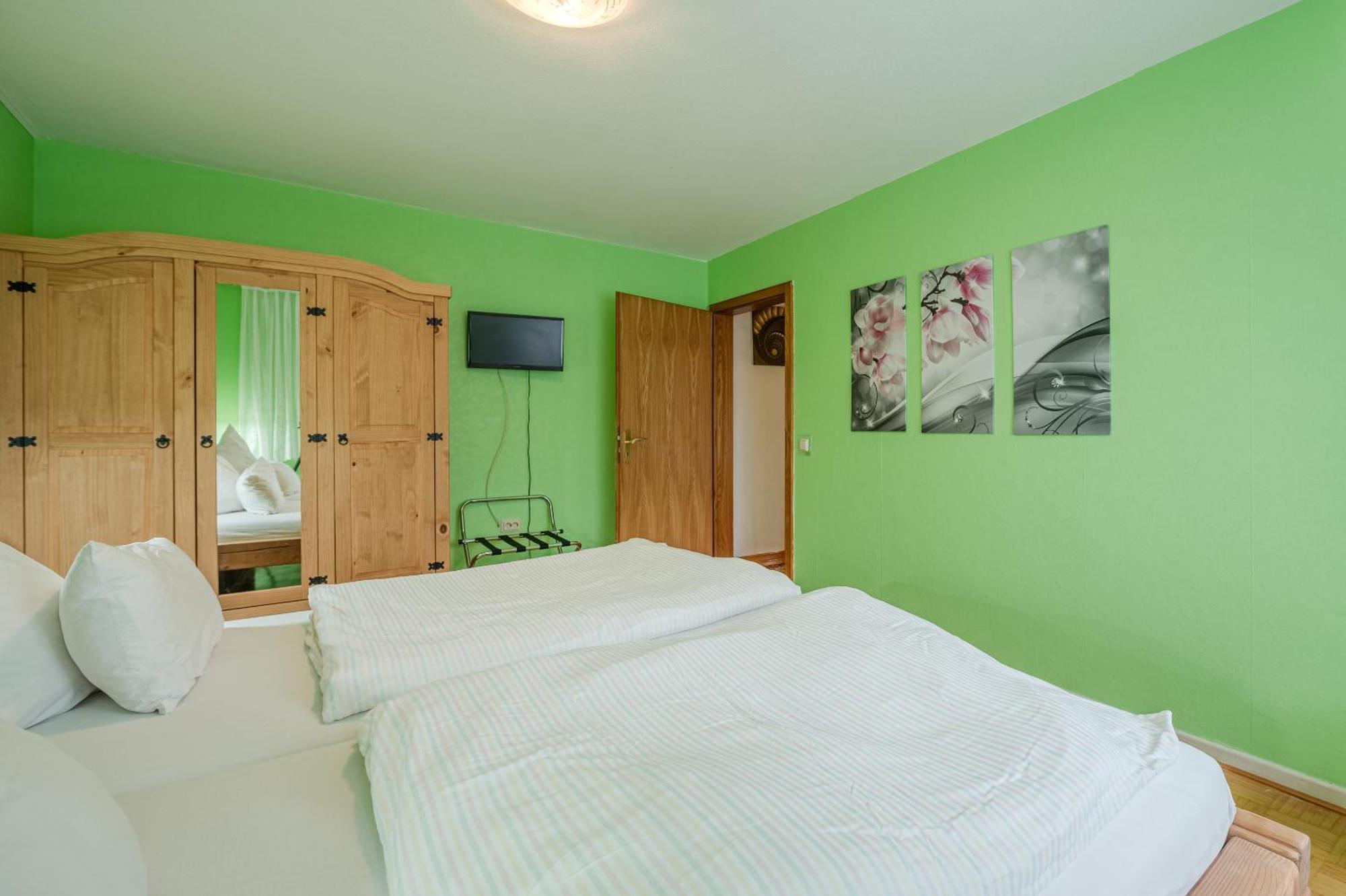 מורבאך Ferienhaus Stoerzel מראה חיצוני תמונה